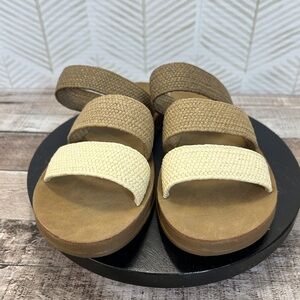 Chinese Laundry LA Tri-Color Woven Sandals Size 7